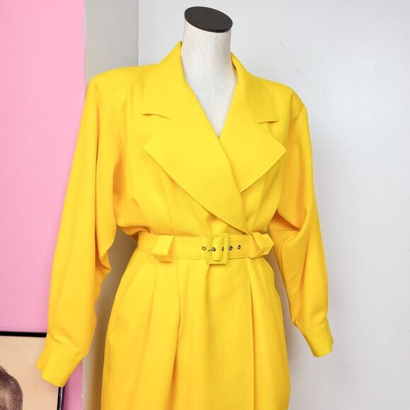 Vintage 80s Bright Yellow Belted Blazer Dress - Picture 4 of 8